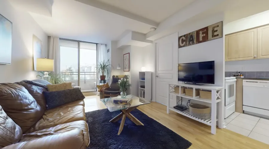 330 Red Maple Road, Richmond Hill, Ontario, Canada, 1 Bedroom Bedrooms, ,1 BathroomBathrooms,Condo,For Sale,Red Maple,2,2011045