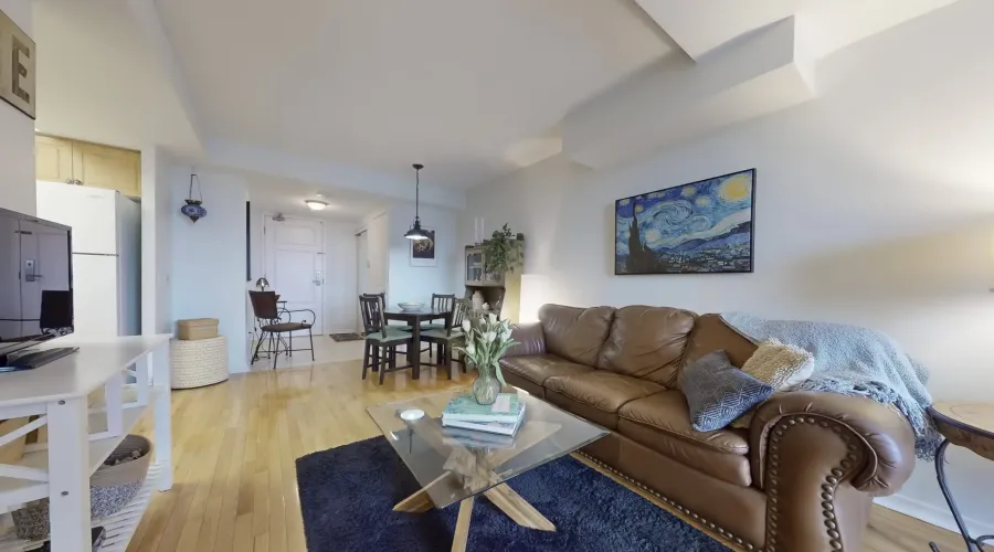 330 Red Maple Road, Richmond Hill, Ontario, Canada, 1 Bedroom Bedrooms, ,1 BathroomBathrooms,Condo,For Sale,Red Maple,2,2011045