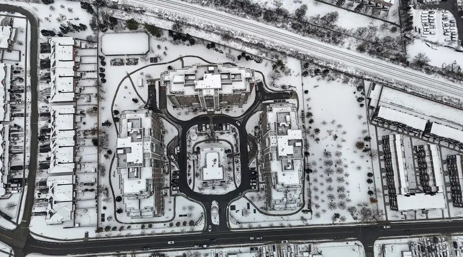 330 Red Maple Road, Richmond Hill, Ontario, Canada, 1 Bedroom Bedrooms, ,1 BathroomBathrooms,Condo,For Sale,Red Maple,2,2011045