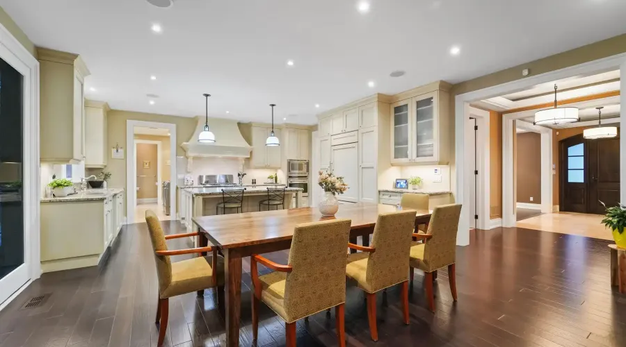 1286 Woodeden Drive, Mississauga, Ontario, L5H 2T6, Canada, 4 Bedrooms Bedrooms, ,7 BathroomsBathrooms,Residential,For Sale,2011222