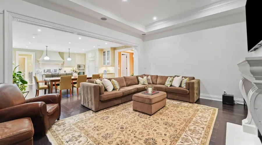 1286 Woodeden Drive, Mississauga, Ontario, L5H 2T6, Canada, 4 Bedrooms Bedrooms, ,7 BathroomsBathrooms,Residential,For Sale,2011222