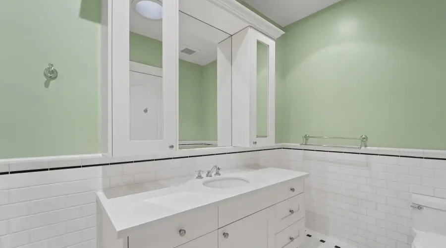 1286 Woodeden Drive, Mississauga, Ontario, L5H 2T6, Canada, 4 Bedrooms Bedrooms, ,7 BathroomsBathrooms,Residential,For Sale,2011222