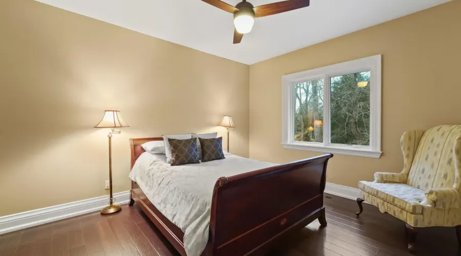 1286 Woodeden Drive, Mississauga, Ontario, L5H 2T6, Canada, 4 Bedrooms Bedrooms, ,7 BathroomsBathrooms,Residential,For Sale,2011222