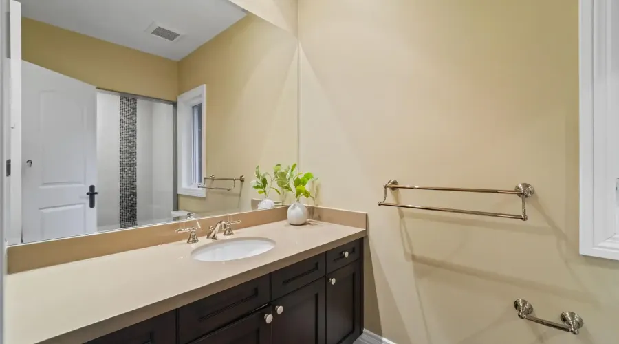 1286 Woodeden Drive, Mississauga, Ontario, L5H 2T6, Canada, 4 Bedrooms Bedrooms, ,7 BathroomsBathrooms,Residential,For Sale,2011222