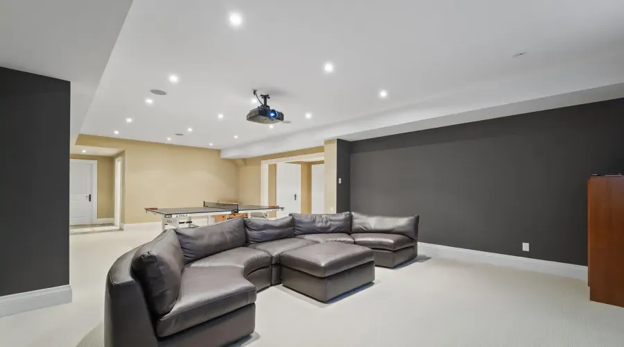 1286 Woodeden Drive, Mississauga, Ontario, L5H 2T6, Canada, 4 Bedrooms Bedrooms, ,7 BathroomsBathrooms,Residential,For Sale,2011222