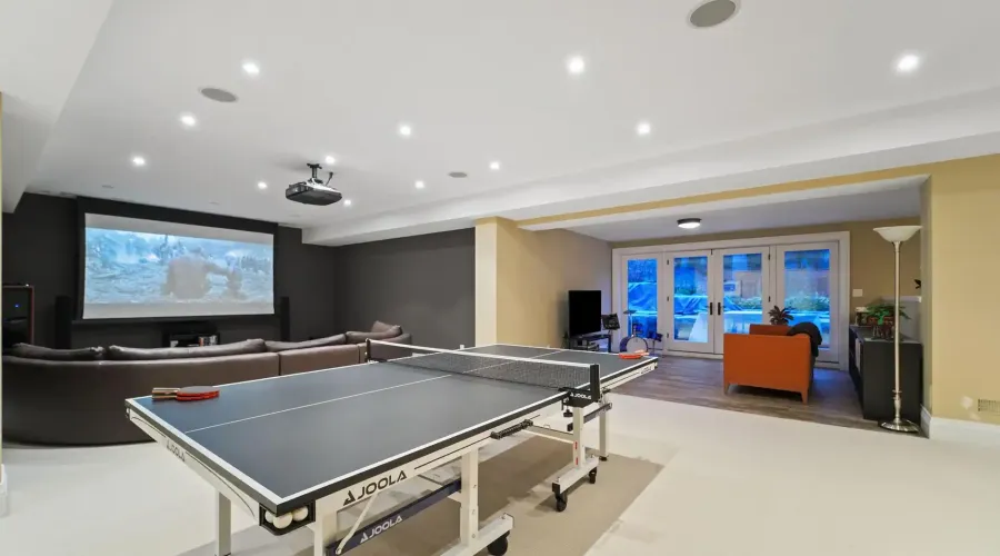 1286 Woodeden Drive, Mississauga, Ontario, L5H 2T6, Canada, 4 Bedrooms Bedrooms, ,7 BathroomsBathrooms,Residential,For Sale,2011222