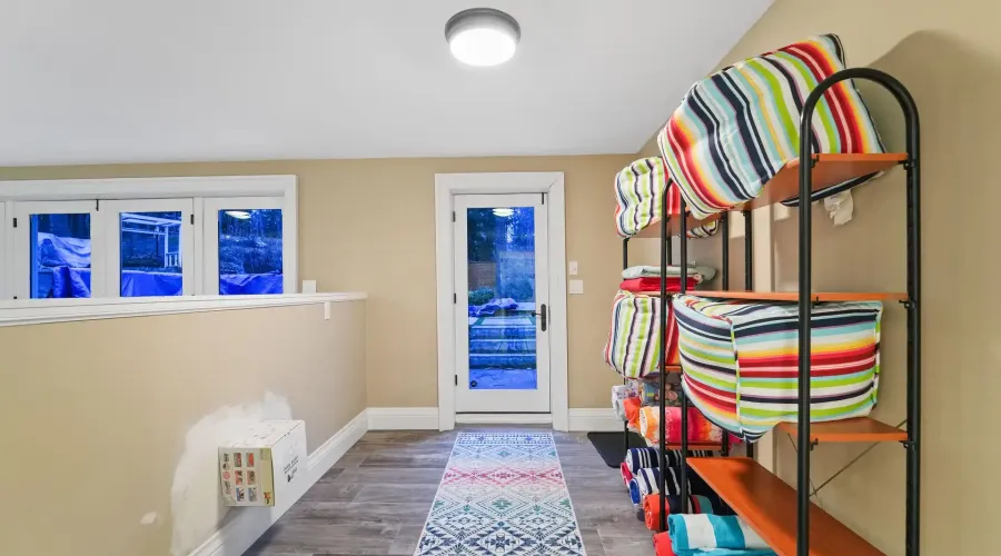 1286 Woodeden Drive, Mississauga, Ontario, L5H 2T6, Canada, 4 Bedrooms Bedrooms, ,7 BathroomsBathrooms,Residential,For Sale,2011222