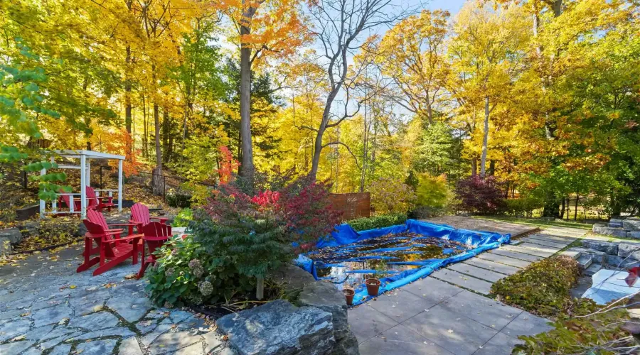 1286 Woodeden Drive, Mississauga, Ontario, L5H 2T6, Canada, 4 Bedrooms Bedrooms, ,7 BathroomsBathrooms,Residential,For Sale,2011222