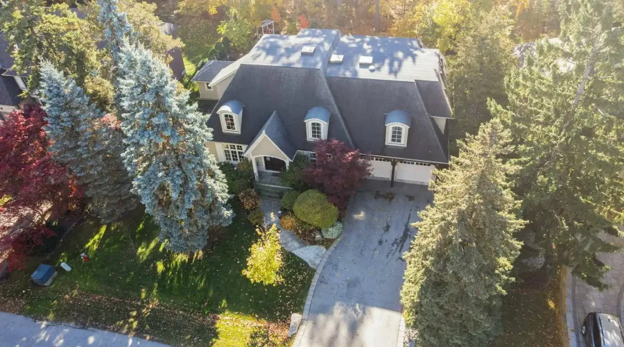 1286 Woodeden Drive, Mississauga, Ontario, L5H 2T6, Canada, 4 Bedrooms Bedrooms, ,7 BathroomsBathrooms,Residential,For Sale,2011222