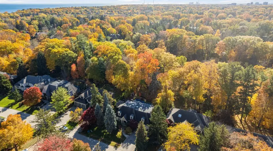 1286 Woodeden Drive, Mississauga, Ontario, L5H 2T6, Canada, 4 Bedrooms Bedrooms, ,7 BathroomsBathrooms,Residential,For Sale,2011222