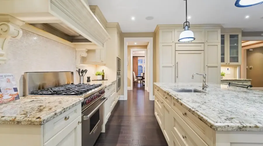 1286 Woodeden Drive, Mississauga, Ontario, L5H 2T6, Canada, 4 Bedrooms Bedrooms, ,7 BathroomsBathrooms,Residential,For Sale,2011222