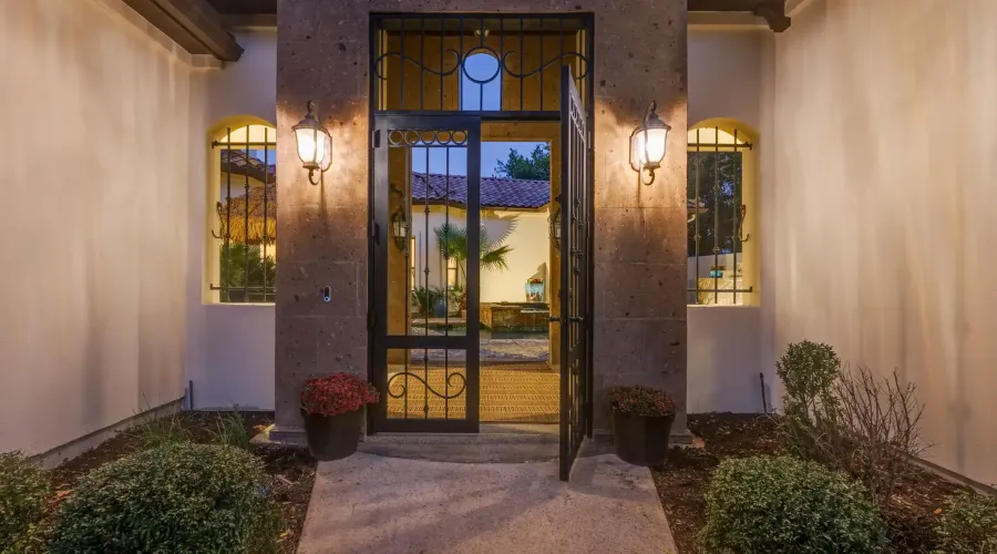 3 The Hills Dr, The Hills, Texas, 78738, United States, 4 Bedrooms Bedrooms, ,4 BathroomsBathrooms,Residential,Pending,The Hills Dr,2011223