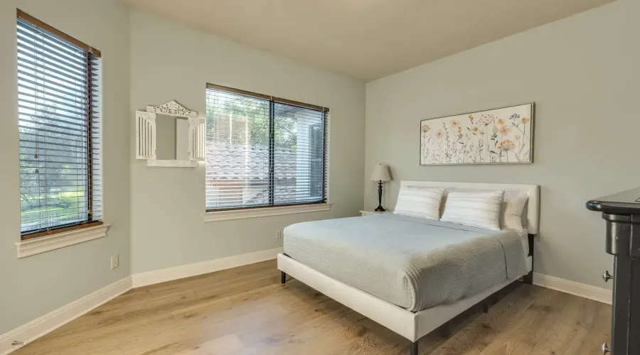 3 The Hills Dr, The Hills, Texas, 78738, United States, 4 Bedrooms Bedrooms, ,4 BathroomsBathrooms,Residential,Pending,The Hills Dr,2011223