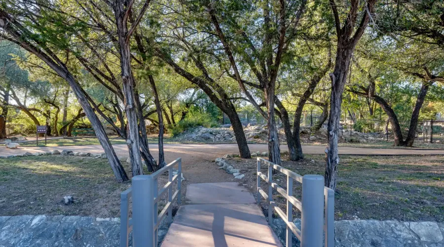 3 The Hills Dr, The Hills, Texas, 78738, United States, 4 Bedrooms Bedrooms, ,4 BathroomsBathrooms,Residential,Pending,The Hills Dr,2011223