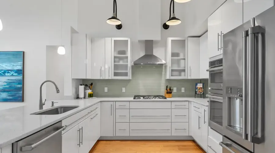 60 Merrimac St, Amesbury, Massachusetts, 01913, United States, 2 Bedrooms Bedrooms, 5 Rooms Rooms,2 BathroomsBathrooms,Condo,For Sale,Hatter's Point,Merrimac,2012242