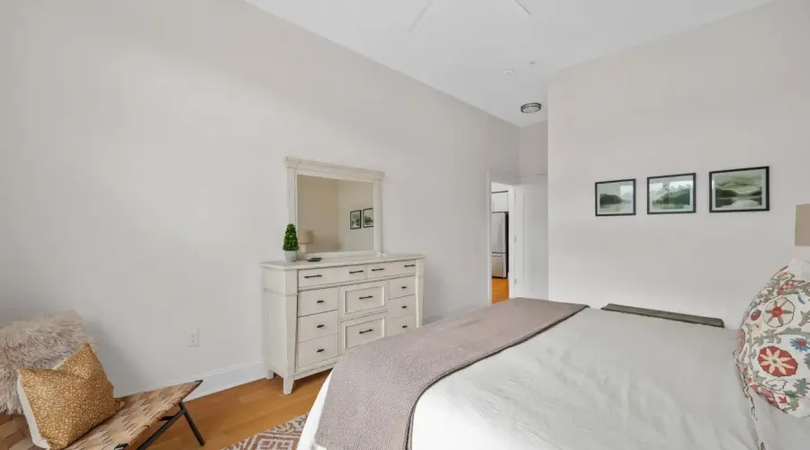 60 Merrimac St, Amesbury, Massachusetts, 01913, United States, 2 Bedrooms Bedrooms, 5 Rooms Rooms,2 BathroomsBathrooms,Condo,For Sale,Hatter's Point,Merrimac,2012242