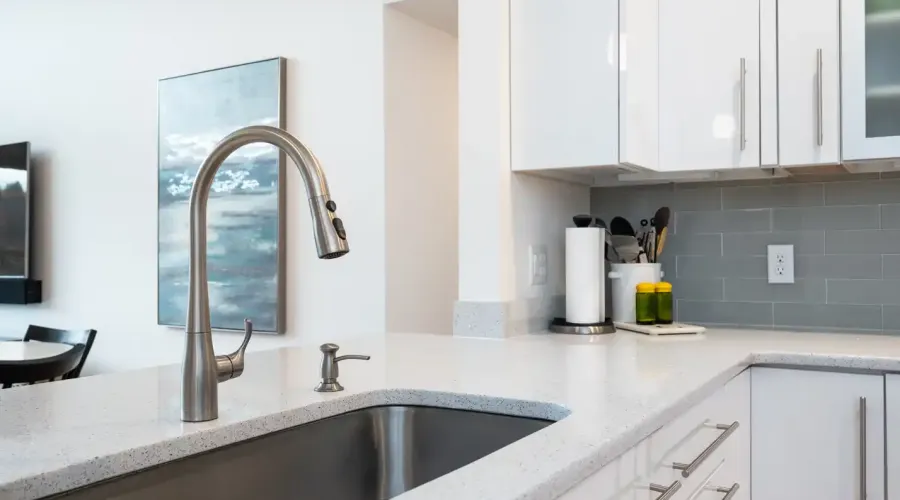 60 Merrimac St, Amesbury, Massachusetts, 01913, United States, 2 Bedrooms Bedrooms, 5 Rooms Rooms,2 BathroomsBathrooms,Condo,For Sale,Hatter's Point,Merrimac,2012242