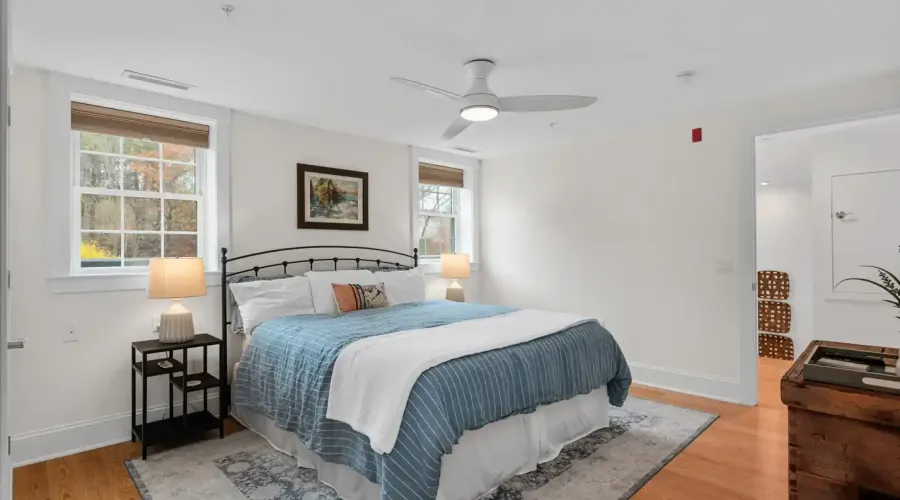 60 Merrimac St, Amesbury, Massachusetts, 01913, United States, 2 Bedrooms Bedrooms, 5 Rooms Rooms,2 BathroomsBathrooms,Condo,For Sale,Hatter's Point,Merrimac,2012242