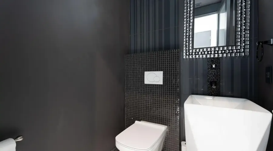 852 Goodwin Road, Mississauga, Ontario, L5G 4J7, Canada, 5 Bedrooms Bedrooms, ,6 BathroomsBathrooms,Residential,For Sale,2012943