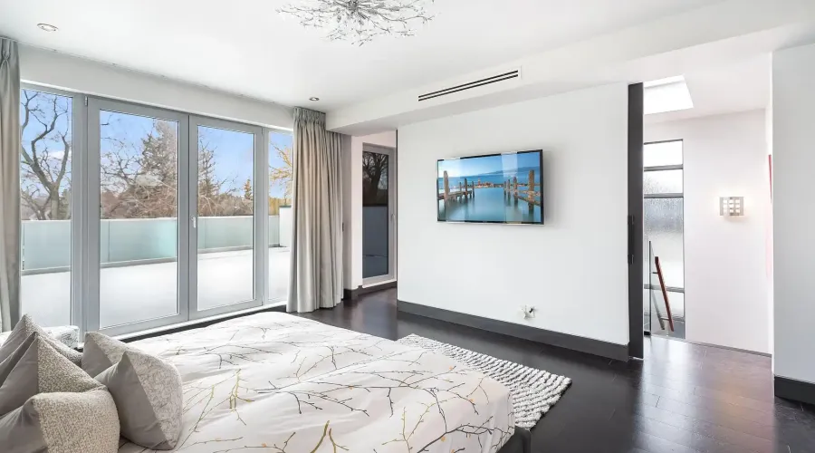 852 Goodwin Road, Mississauga, Ontario, L5G 4J7, Canada, 5 Bedrooms Bedrooms, ,6 BathroomsBathrooms,Residential,For Sale,2012943