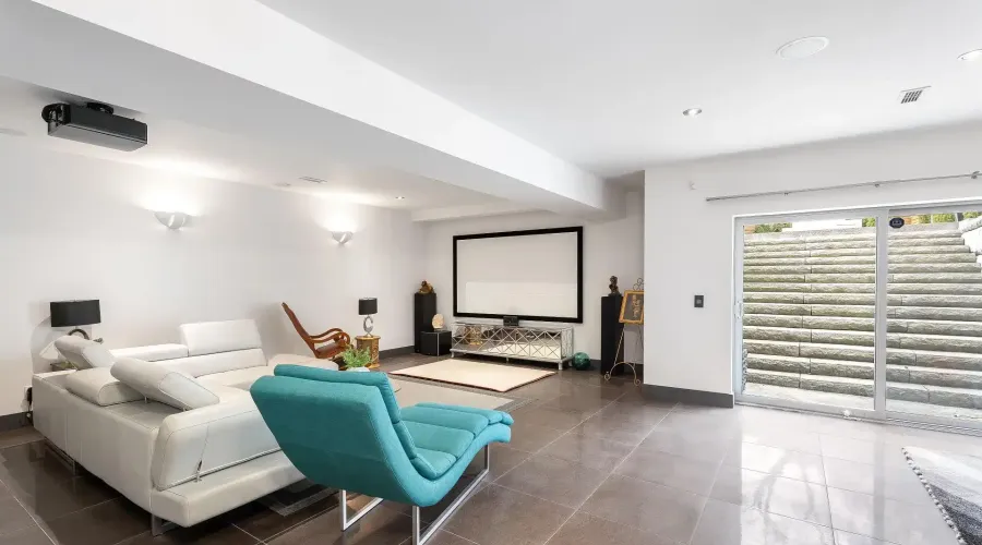 852 Goodwin Road, Mississauga, Ontario, L5G 4J7, Canada, 5 Bedrooms Bedrooms, ,6 BathroomsBathrooms,Residential,For Sale,2012943