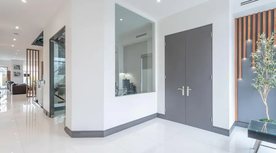 852 Goodwin Road, Mississauga, Ontario, L5G 4J7, Canada, 5 Bedrooms Bedrooms, ,6 BathroomsBathrooms,Residential,For Sale,2012943