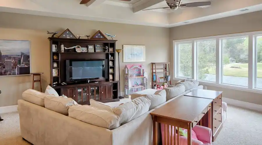 34 Lynnfield Place,Bluffton,South Carolina 29910,United States,5 Bedrooms Bedrooms,5 Rooms Rooms,4 BathroomsBathrooms,Residential,196811