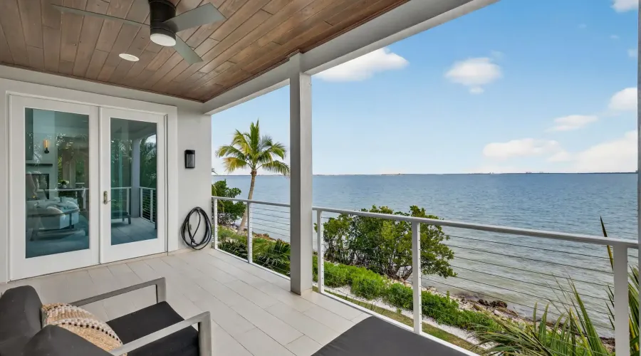 1552 San Carlos Bay Drive, Sanibel, Florida, 33957, United States, 4 Bedrooms Bedrooms, 10 Rooms Rooms,3 BathroomsBathrooms,Residential,For Sale,San Carlos Bay,2014970