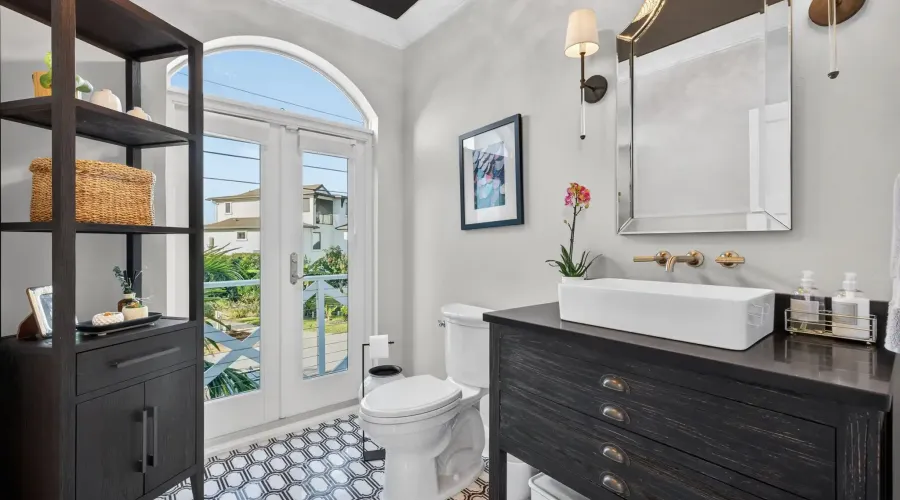 1552 San Carlos Bay Drive, Sanibel, Florida, 33957, United States, 4 Bedrooms Bedrooms, 10 Rooms Rooms,3 BathroomsBathrooms,Residential,For Sale,San Carlos Bay,2014970