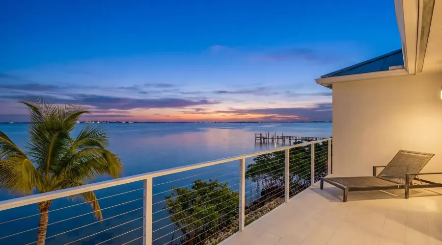 1552 San Carlos Bay Drive, Sanibel, Florida, 33957, United States, 4 Bedrooms Bedrooms, 10 Rooms Rooms,3 BathroomsBathrooms,Residential,For Sale,San Carlos Bay,2014970