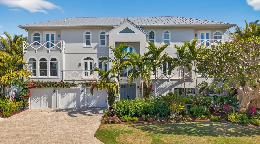 1552 San Carlos Bay Drive, Sanibel, Florida, 33957, United States, 4 Bedrooms Bedrooms, 10 Rooms Rooms,3 BathroomsBathrooms,Residential,For Sale,San Carlos Bay,2014970