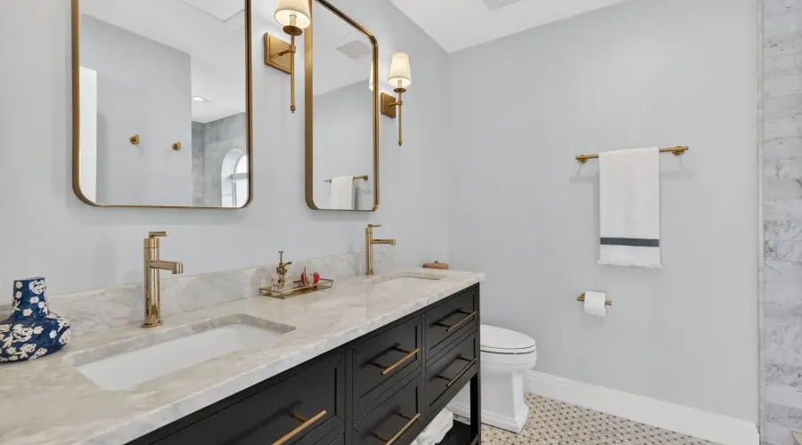 1552 San Carlos Bay Drive, Sanibel, Florida, 33957, United States, 4 Bedrooms Bedrooms, 10 Rooms Rooms,3 BathroomsBathrooms,Residential,For Sale,San Carlos Bay,2014970