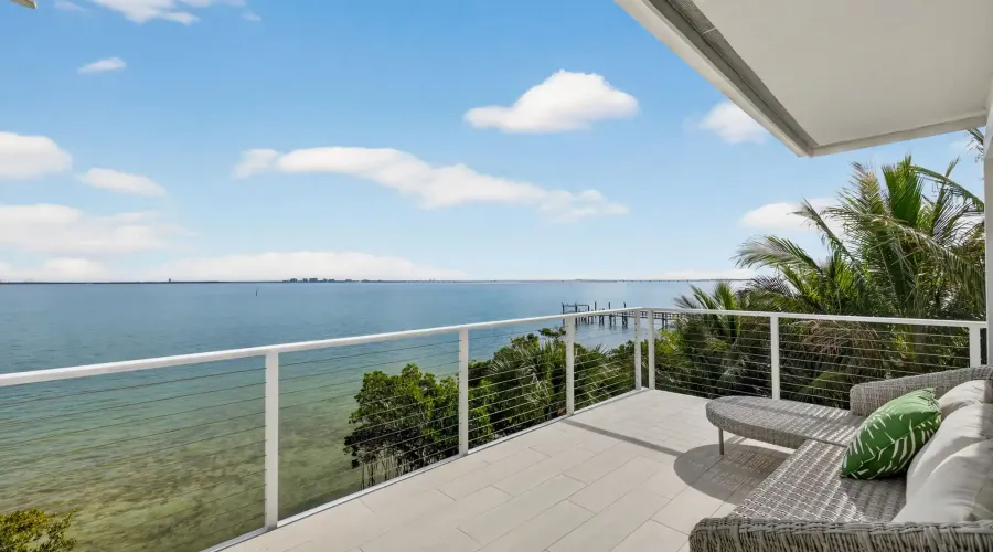 1552 San Carlos Bay Drive, Sanibel, Florida, 33957, United States, 4 Bedrooms Bedrooms, 10 Rooms Rooms,3 BathroomsBathrooms,Residential,For Sale,San Carlos Bay,2014970