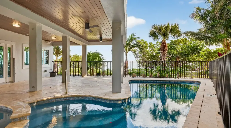 1552 San Carlos Bay Drive, Sanibel, Florida, 33957, United States, 4 Bedrooms Bedrooms, 10 Rooms Rooms,3 BathroomsBathrooms,Residential,For Sale,San Carlos Bay,2014970