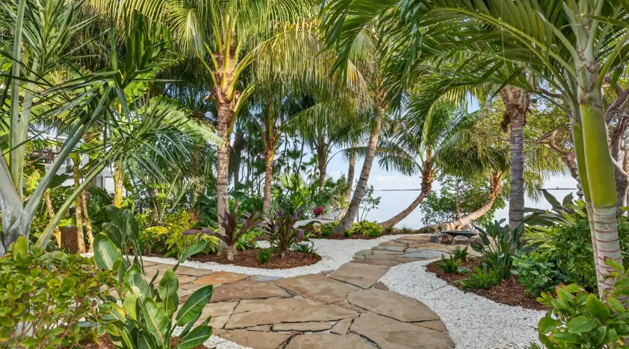 1552 San Carlos Bay Drive, Sanibel, Florida, 33957, United States, 4 Bedrooms Bedrooms, 10 Rooms Rooms,3 BathroomsBathrooms,Residential,For Sale,San Carlos Bay,2014970