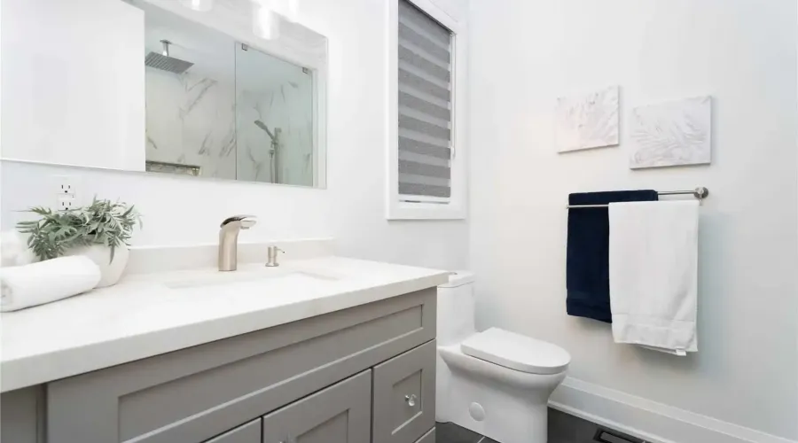 1138 Garden Road, Mississauga, Ontario, L5H 3J6, Canada, 5 Bedrooms Bedrooms, ,8 BathroomsBathrooms,Residential,For Sale,2014971