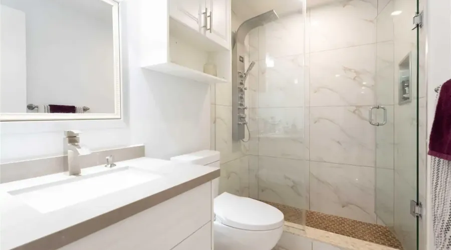 1138 Garden Road, Mississauga, Ontario, L5H 3J6, Canada, 5 Bedrooms Bedrooms, ,8 BathroomsBathrooms,Residential,For Sale,2014971