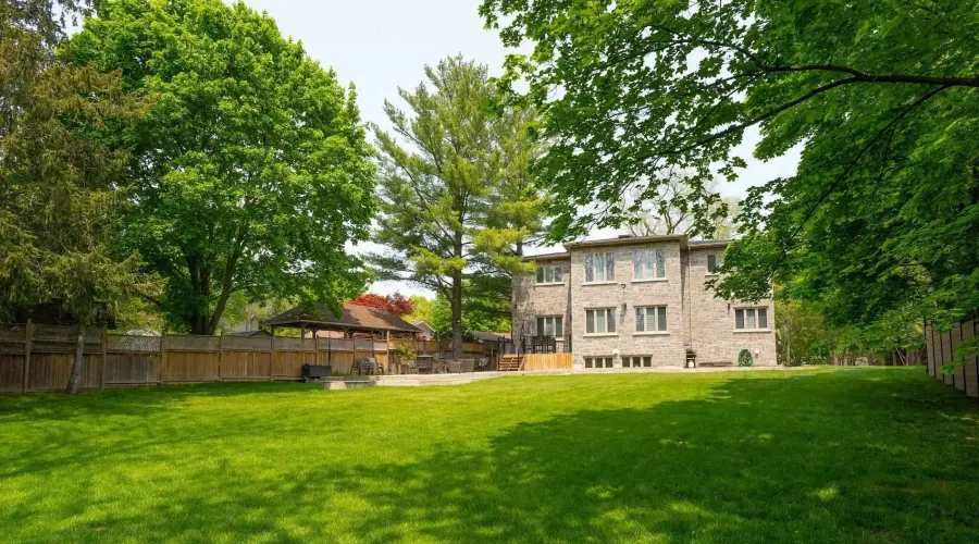 1138 Garden Road, Mississauga, Ontario, L5H 3J6, Canada, 5 Bedrooms Bedrooms, ,8 BathroomsBathrooms,Residential,For Sale,2014971