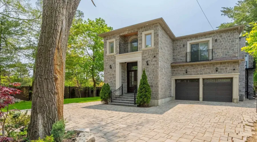 1138 Garden Road, Mississauga, Ontario, L5H 3J6, Canada, 5 Bedrooms Bedrooms, ,8 BathroomsBathrooms,Residential,For Sale,2014971