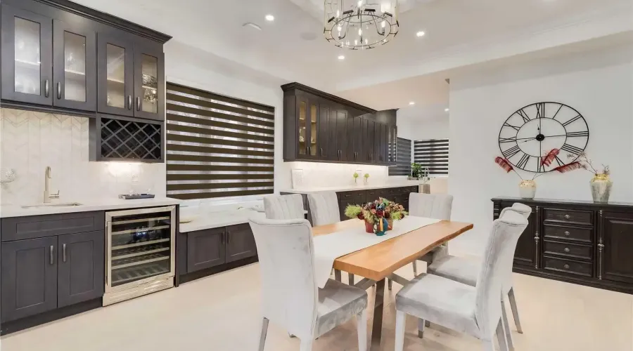 1138 Garden Road, Mississauga, Ontario, L5H 3J6, Canada, 5 Bedrooms Bedrooms, ,8 BathroomsBathrooms,Residential,For Sale,2014971