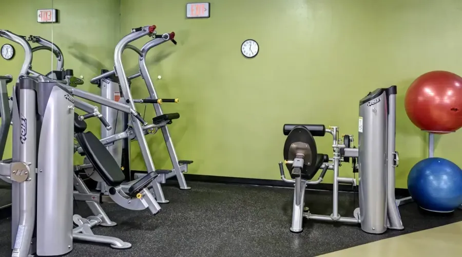 1255 N Gulfstream Ave, Sarasota, Florida, 34236, United States, 2 Bedrooms Bedrooms, 5 Rooms Rooms,2 BathroomsBathrooms,Residential,For Sale,Bay Plaza,Gulfstream ,11,2015485