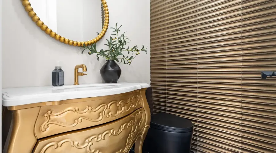 72 Oakes Drive, Mississauga, Ontario, L5G 3M1, Canada, 4 Bedrooms Bedrooms, ,6 BathroomsBathrooms,Residential,For Sale,2016426