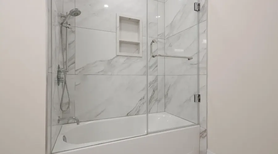 72 Oakes Drive, Mississauga, Ontario, L5G 3M1, Canada, 4 Bedrooms Bedrooms, ,6 BathroomsBathrooms,Residential,For Sale,2016426