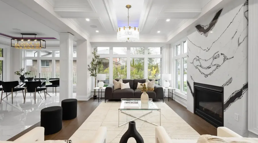 72 Oakes Drive, Mississauga, Ontario, L5G 3M1, Canada, 4 Bedrooms Bedrooms, ,6 BathroomsBathrooms,Residential,For Sale,2016426