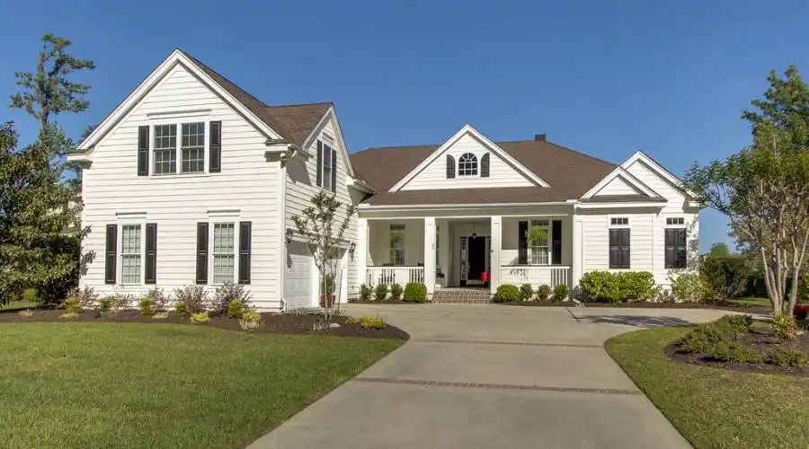 86 Farnsleigh Avenue,Bluffton,South Carolina 29910,United States,4 Bedrooms Bedrooms,4 Rooms Rooms,3 BathroomsBathrooms,Residential,Farnsleigh Avenue,197309