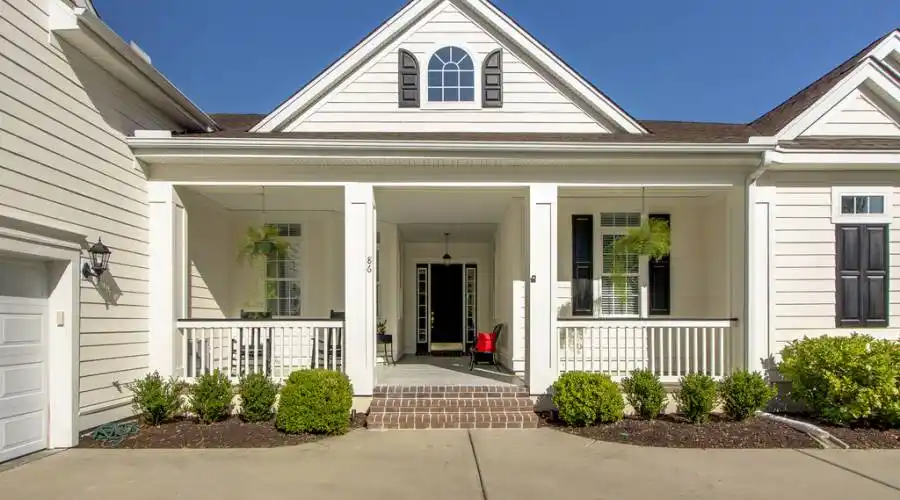 86 Farnsleigh Avenue,Bluffton,South Carolina 29910,United States,4 Bedrooms Bedrooms,4 Rooms Rooms,3 BathroomsBathrooms,Residential,Farnsleigh Avenue,197309
