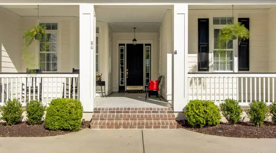 86 Farnsleigh Avenue,Bluffton,South Carolina 29910,United States,4 Bedrooms Bedrooms,4 Rooms Rooms,3 BathroomsBathrooms,Residential,Farnsleigh Avenue,197309