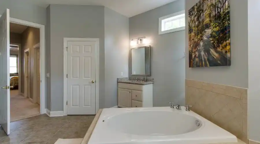 86 Farnsleigh Avenue,Bluffton,South Carolina 29910,United States,4 Bedrooms Bedrooms,4 Rooms Rooms,3 BathroomsBathrooms,Residential,Farnsleigh Avenue,197309