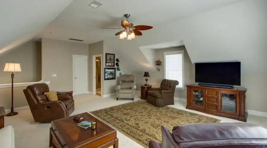 86 Farnsleigh Avenue,Bluffton,South Carolina 29910,United States,4 Bedrooms Bedrooms,4 Rooms Rooms,3 BathroomsBathrooms,Residential,Farnsleigh Avenue,197309