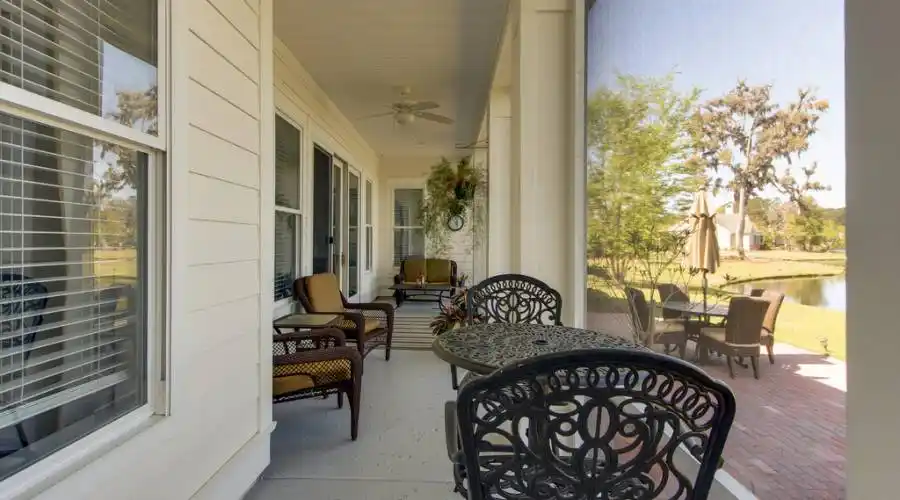 86 Farnsleigh Avenue,Bluffton,South Carolina 29910,United States,4 Bedrooms Bedrooms,4 Rooms Rooms,3 BathroomsBathrooms,Residential,Farnsleigh Avenue,197309